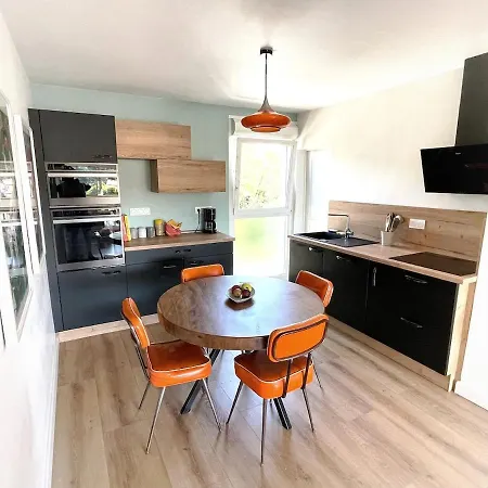 Charming 3 Bedroom With Stunning Views 5 Minutes From The Beaches Appartamento *